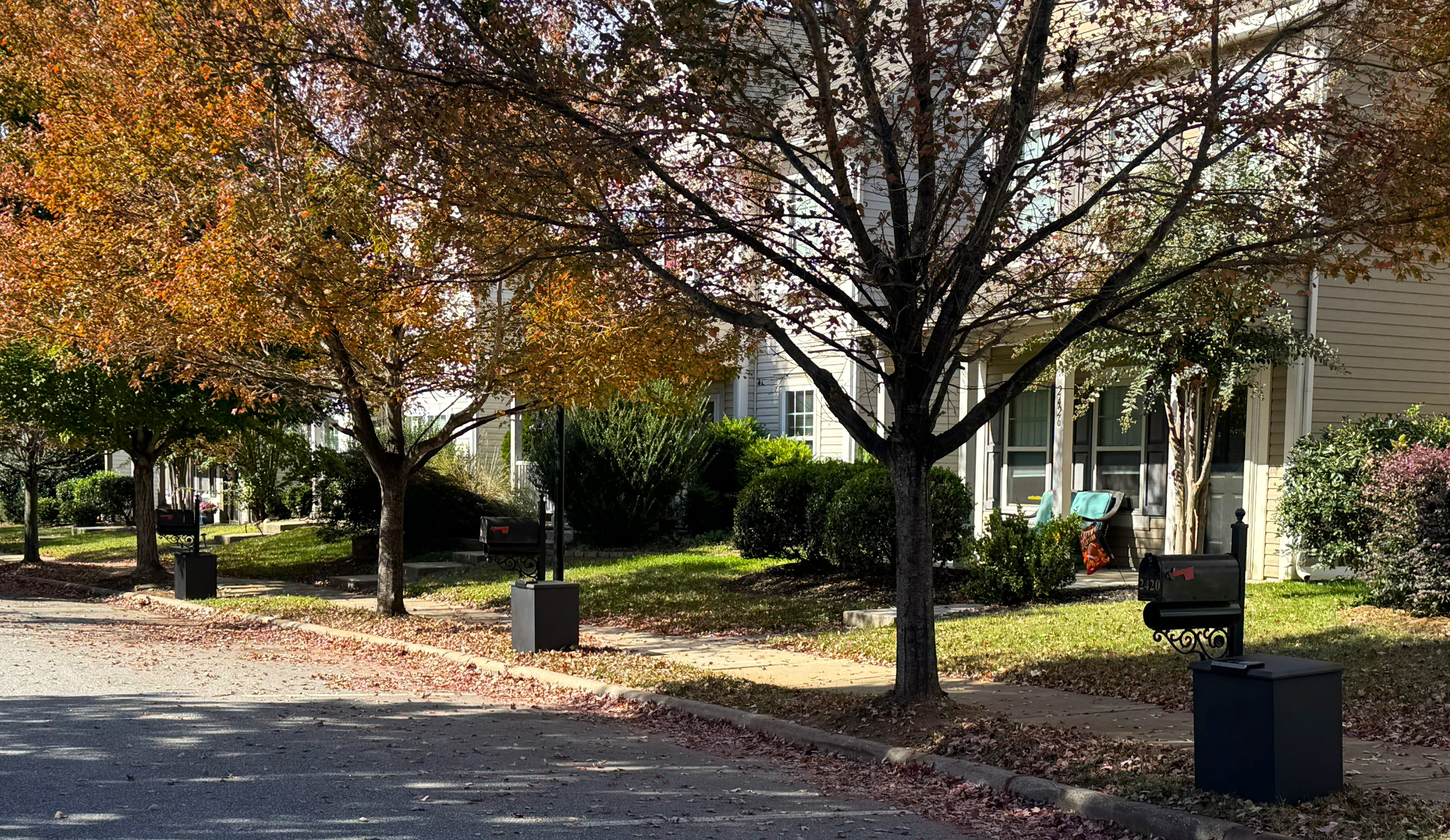 How Frog Level Properties Is Using Smart Lockers to Modernize Rental Communities