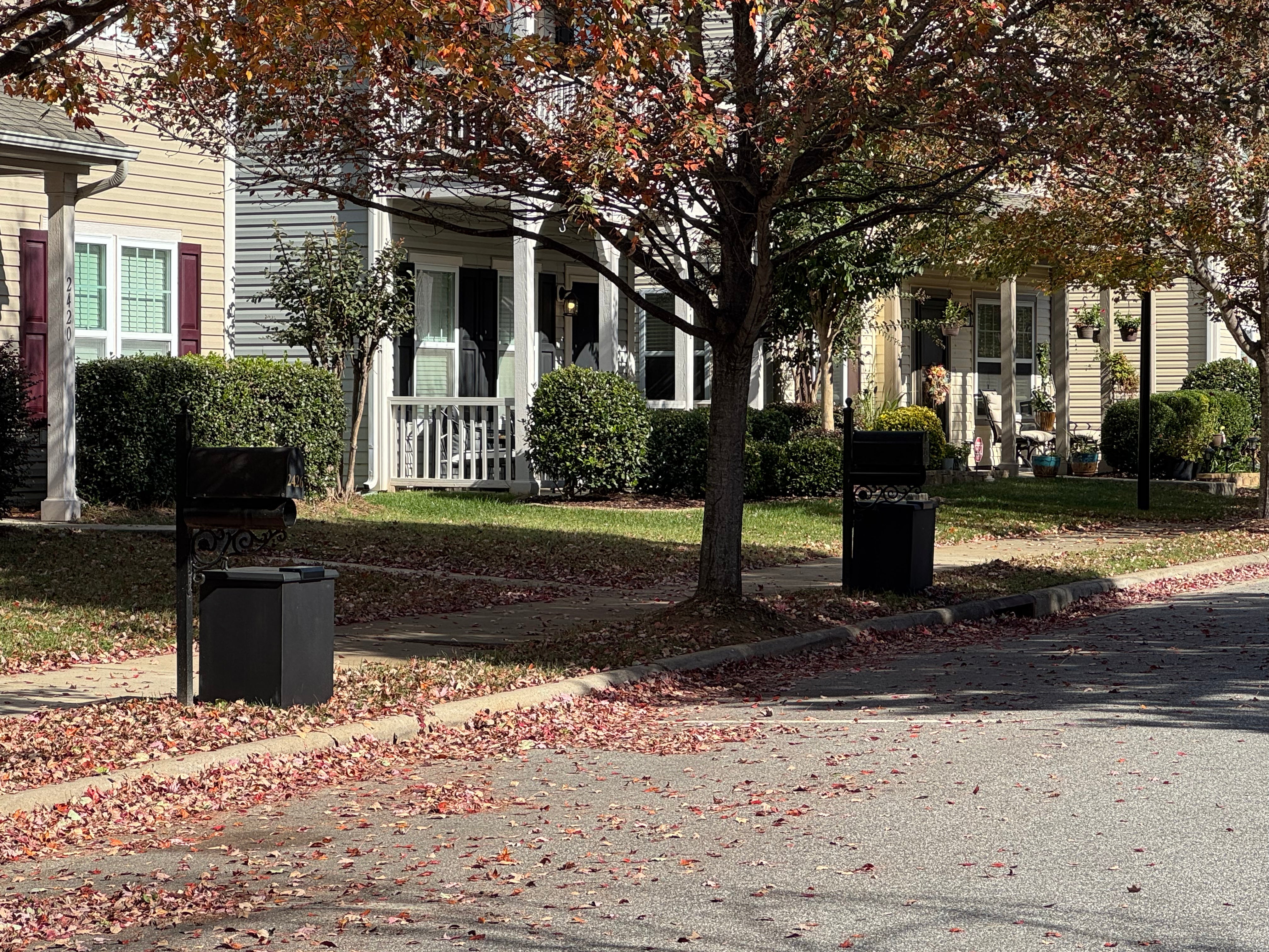 Why Package Management Is the Next Must-Have Amenity for Modern Homes and Communities